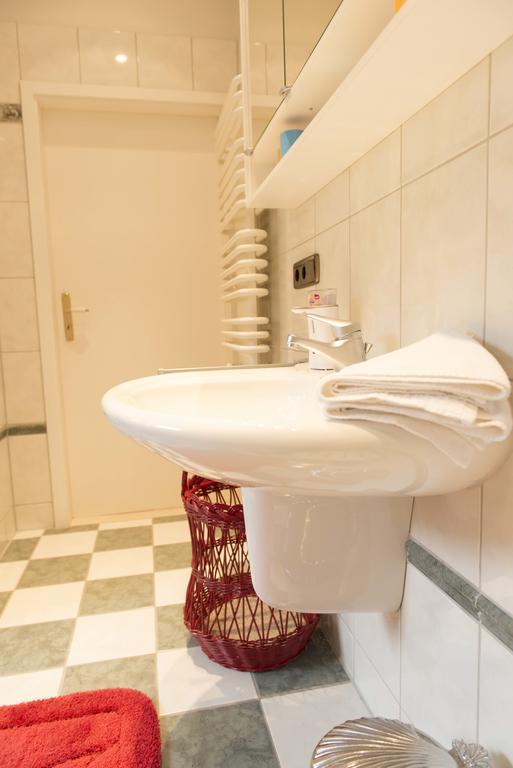 Ferienwohnung Burg Eltz トライス・カーデン 部屋 写真