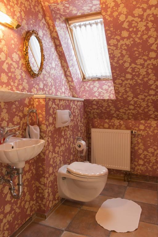 Ferienwohnung Burg Eltz トライス・カーデン 部屋 写真